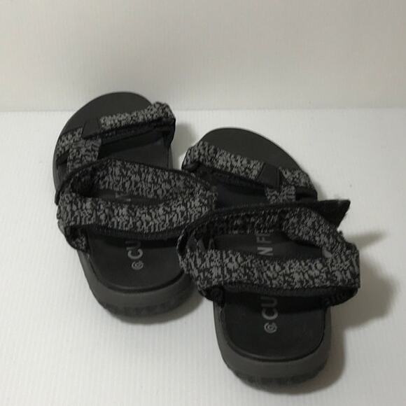 Cushion Fit Outdoor Strap Sandals 7/8 - Picture 4 of 7